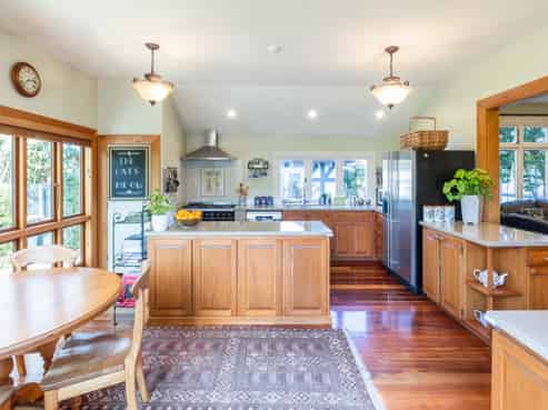 39 Holly Road, Merivale