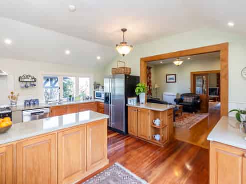 39 Holly Road, Merivale