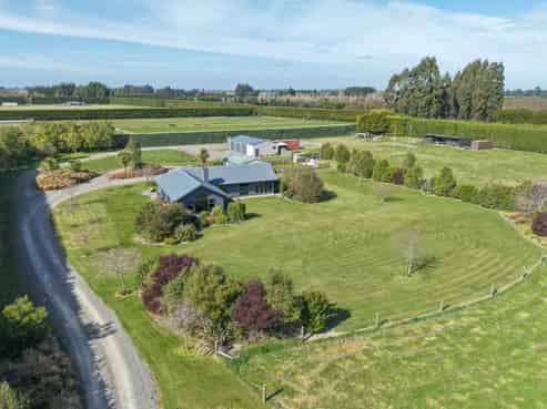 680 Mclaughlins Road, Darfield