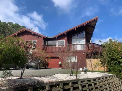 7 Mayfair Place, Tawa