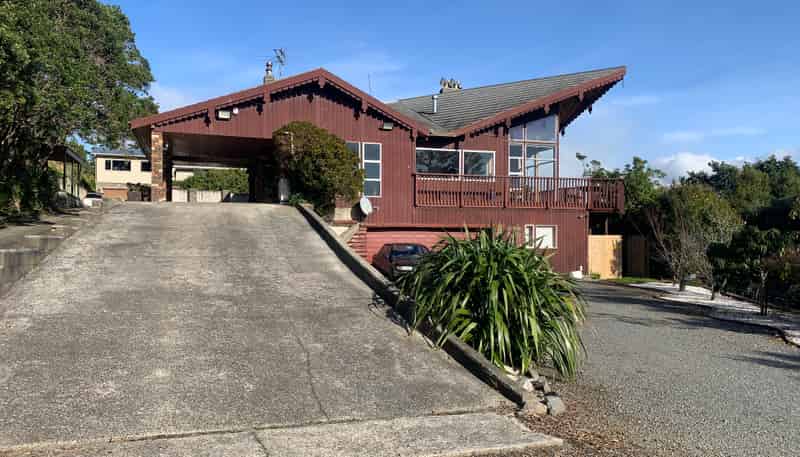 7 Mayfair Place, Tawa
