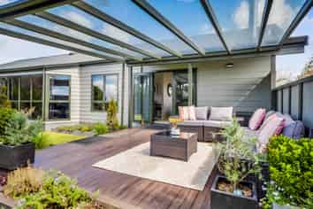 43 Lincoln East Road, Inglewood