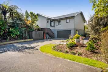 43 Lincoln East Road, Inglewood