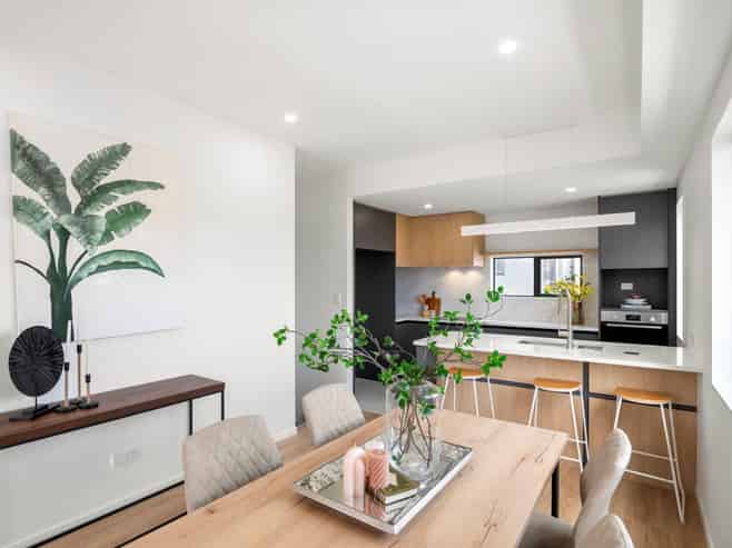  19 Papatahi Lane, Flat Bush