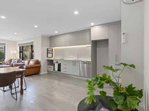 6B and 6C Te Whiti Grove, Waterloo