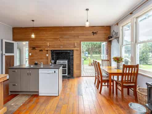 693 Kahutara Road, Kahutara