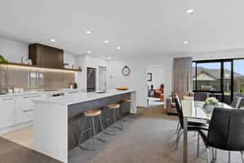 18 Broomleigh Drive, ROLLESTON