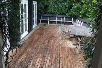 Auckland - Address withheld