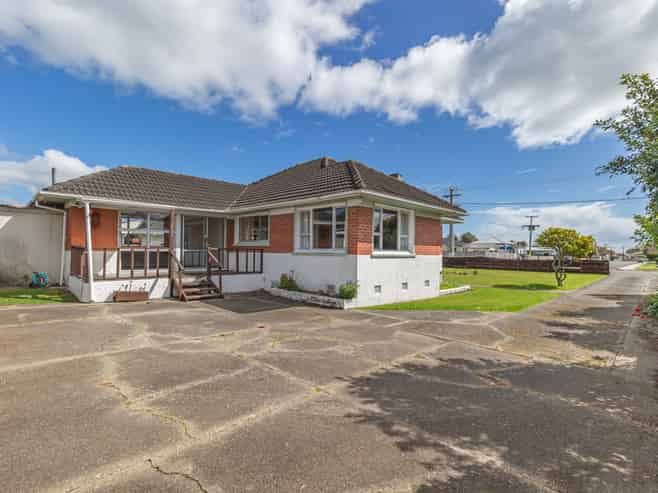 156 Winchester Street, Levin