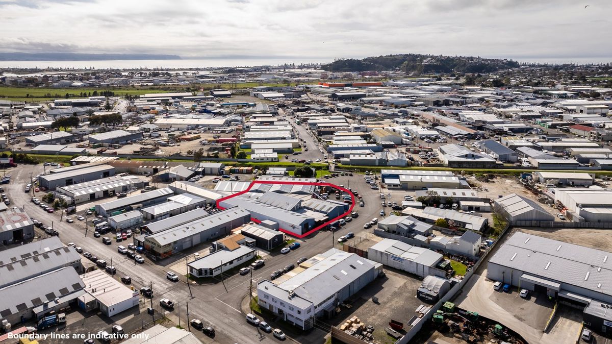 Flexible 2400sqm Onekawa warehousing