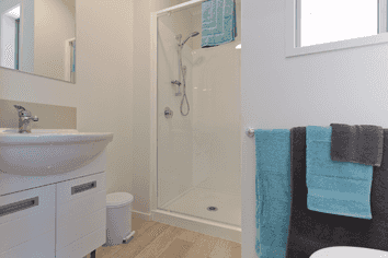 Shared Acc/4 Chaplin Street, Mangere East