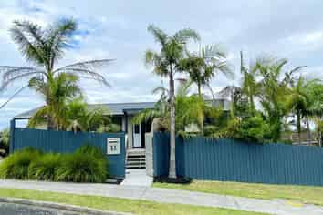 11 Sumich Place, West Harbour