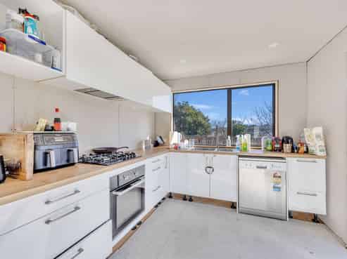 4 Wisteria Grove, Maungaraki