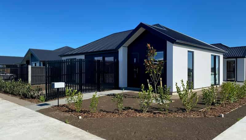 2 Buxus Way, Rolleston