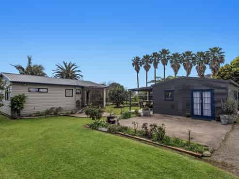 8366 State Highway 35, Waihau Bay