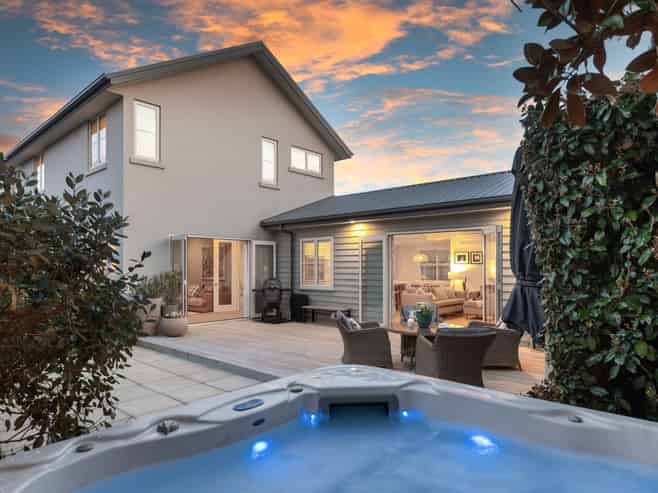 2 Glen Bridge Lane, Harewood