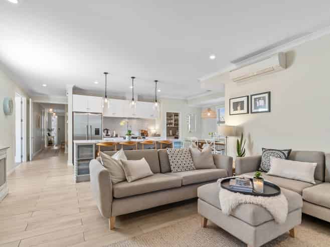 2 Glen Bridge Lane, Harewood