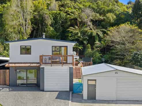 29 Belvue Bay Road, Havelock