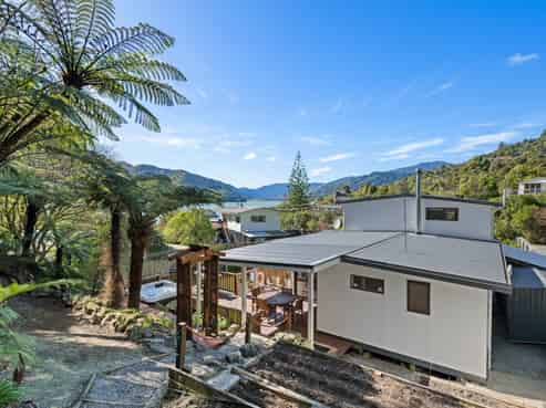 29 Belvue Bay Road, Havelock