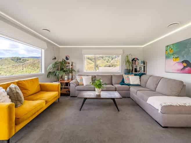 32 King Charles Drive, Kingsley Heights