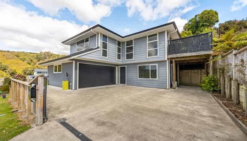32 King Charles Drive, Kingsley Heights