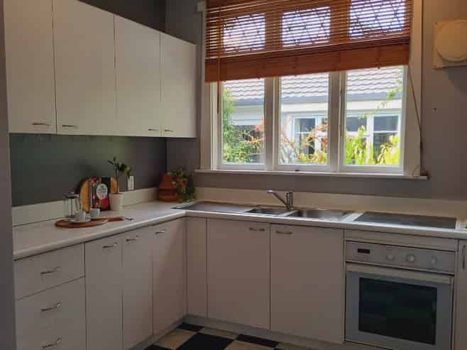 17 Lansbury Avenue, Strowan
