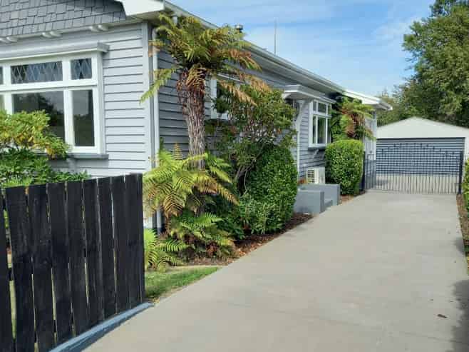 17 Lansbury Avenue, Strowan