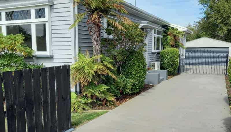 17 Lansbury Avenue, Strowan
