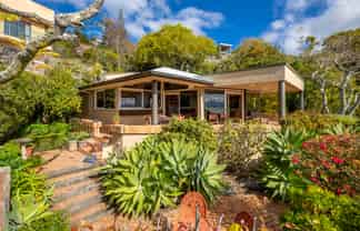 54 The Cliffs, Britannia Heights