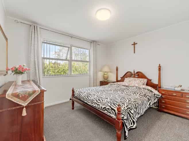 2/34B Sunnynook Road, Sunnynook