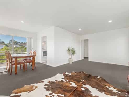 2/34B Sunnynook Road, Sunnynook