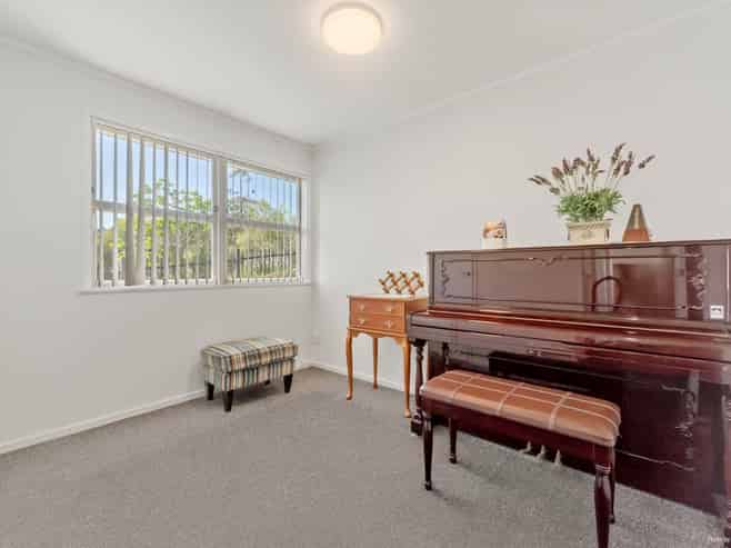 2/34B Sunnynook Road, Sunnynook