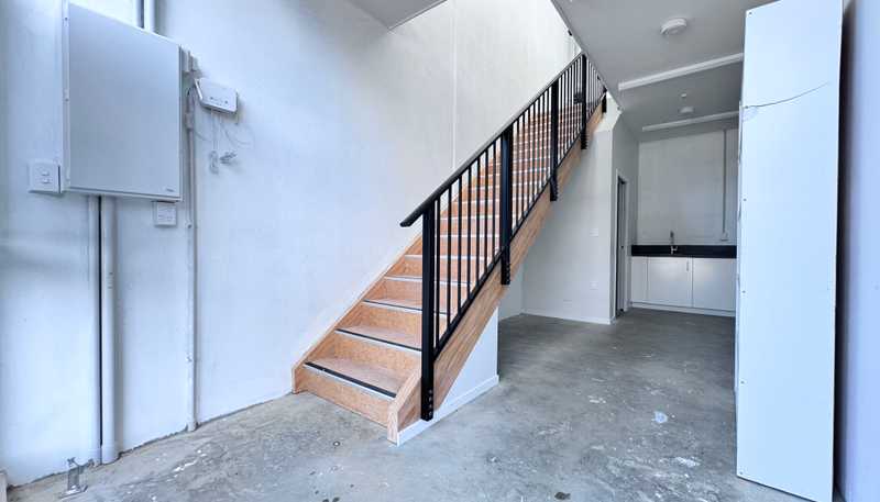42/3 Pacific Rise, Mount Wellington