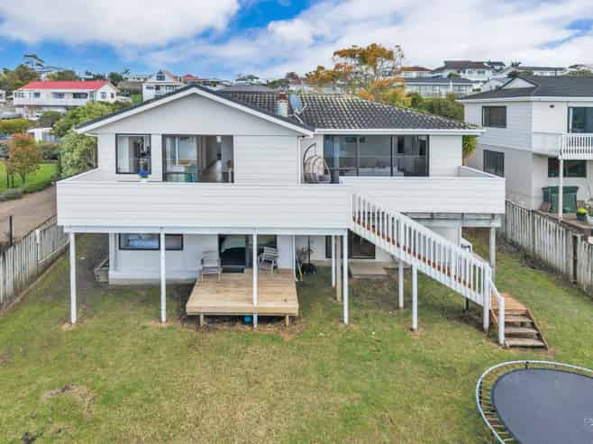 8 Awatere place, Snells Beach