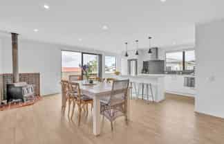 8 Awatere Place, Snells Beach