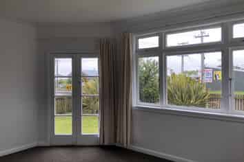 106 Bartholomew Road, Levin