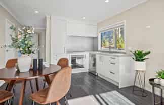 6/16 Hammond Street, Hamilton Central