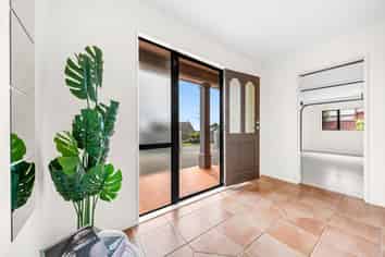 2B Spencer Road, Pinehill