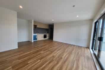 202/3 Newelm Lane, Flat Bush