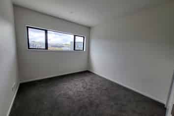 202/3 Newelm Lane, Flat Bush