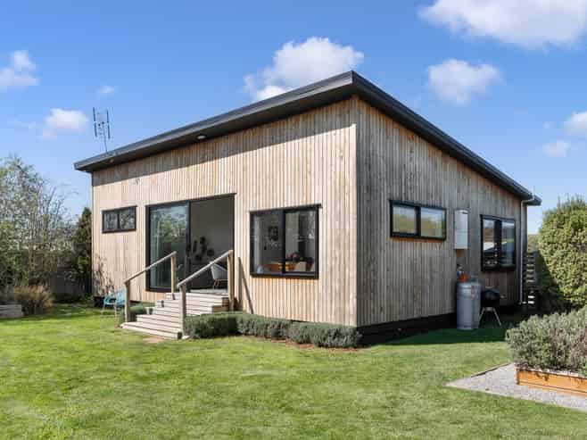 36 Grey Street, Martinborough
