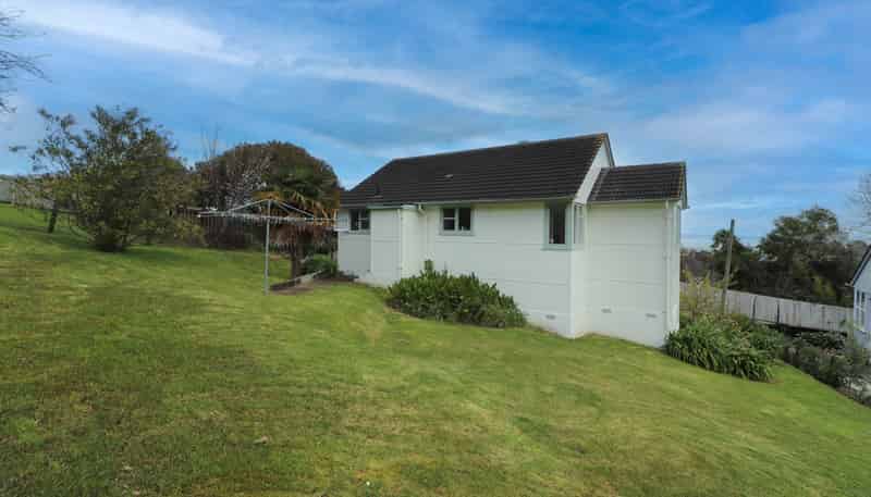 814 Mount Pleasant Road, Thames