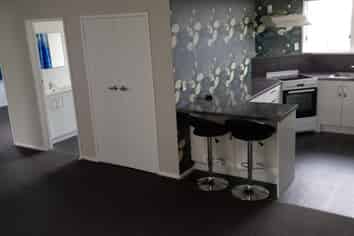 3/24 Brecon Road , Stratford