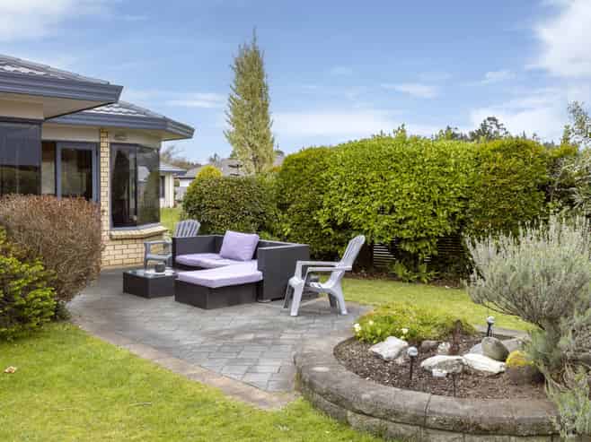 32 Balmoral Drive, Hilltop