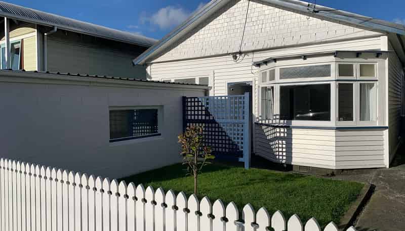 221 Adelaide Road, Newtown