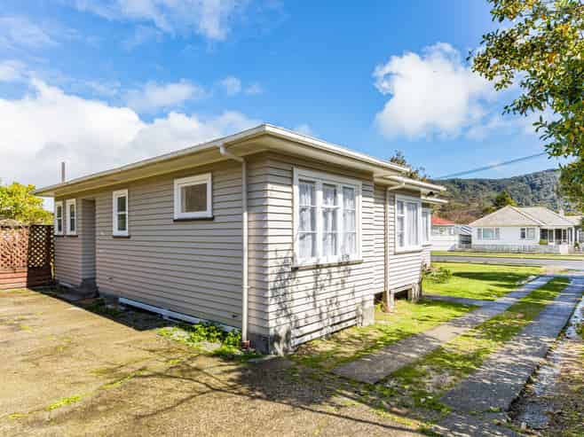 21 Peel Place, Wainuiomata