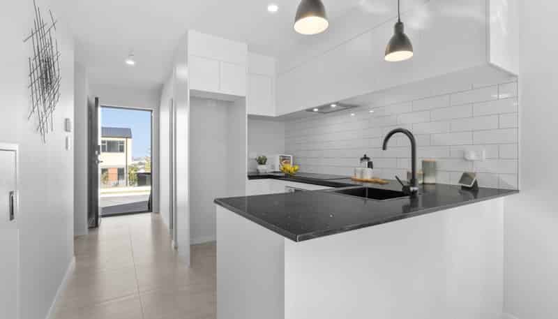 36 Mataara Lane, Manurewa