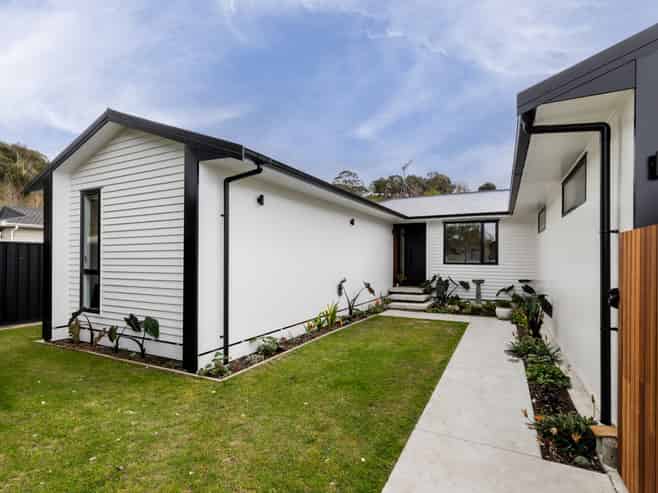 23 Golding Road, Taradale