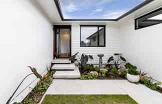 23 Golding Road, Taradale