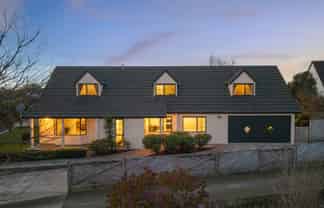 9 Wright Grove, LEVIN